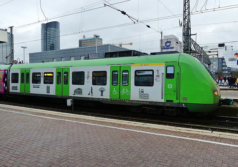 SBahn Seite 3 Nahverkehr in Hessen