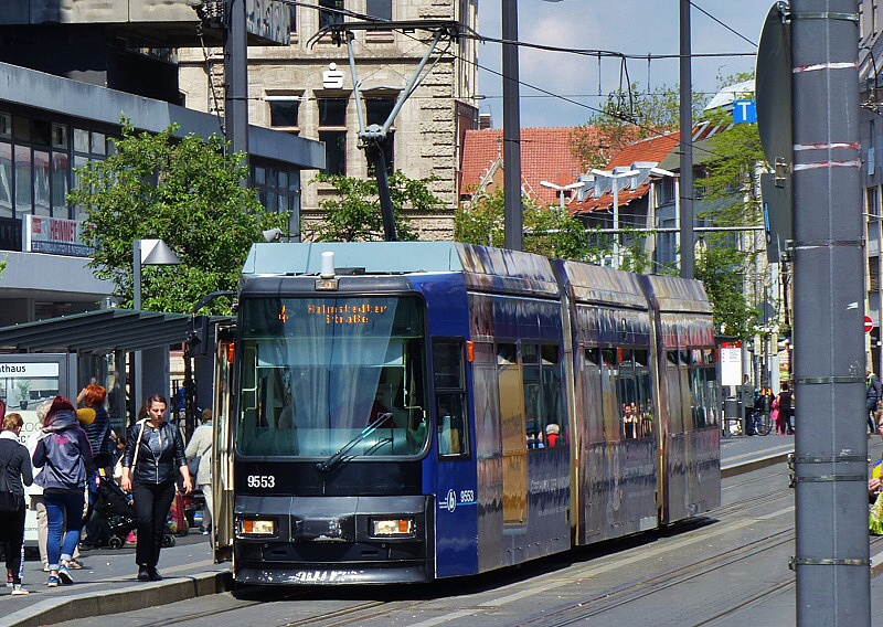 Braunschweig in Nagpur straßenbahn File:Braunschweig tram